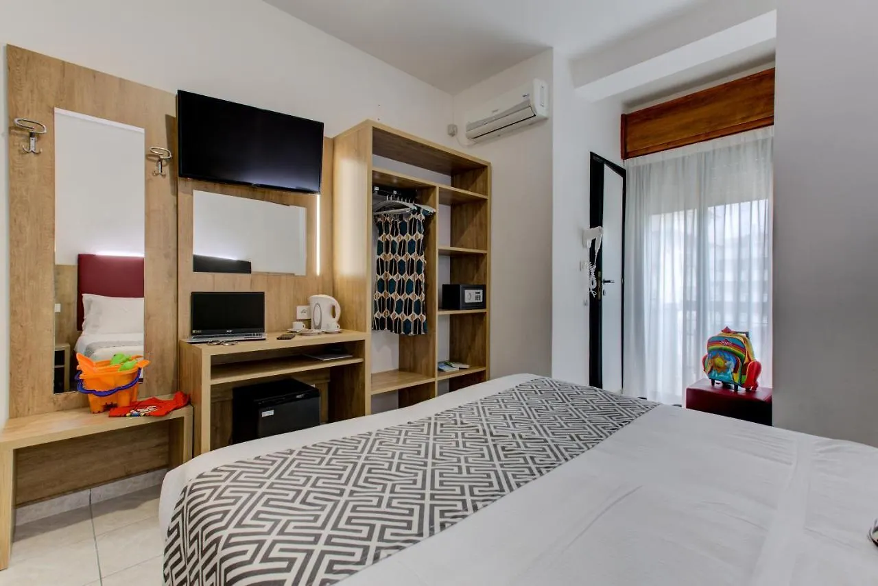 **  Hotel Grazia Riccione Italy
