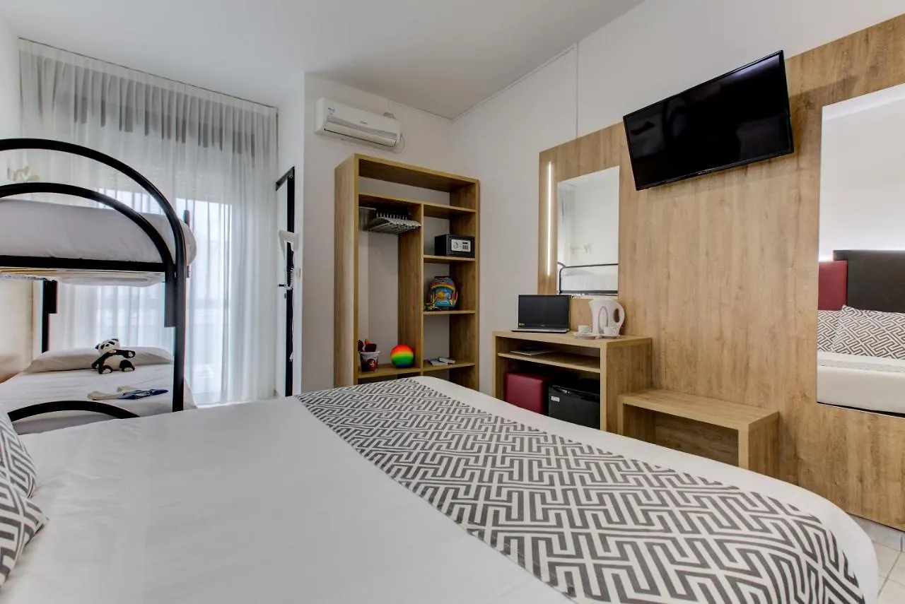 **  Hotel Grazia Riccione Italy
