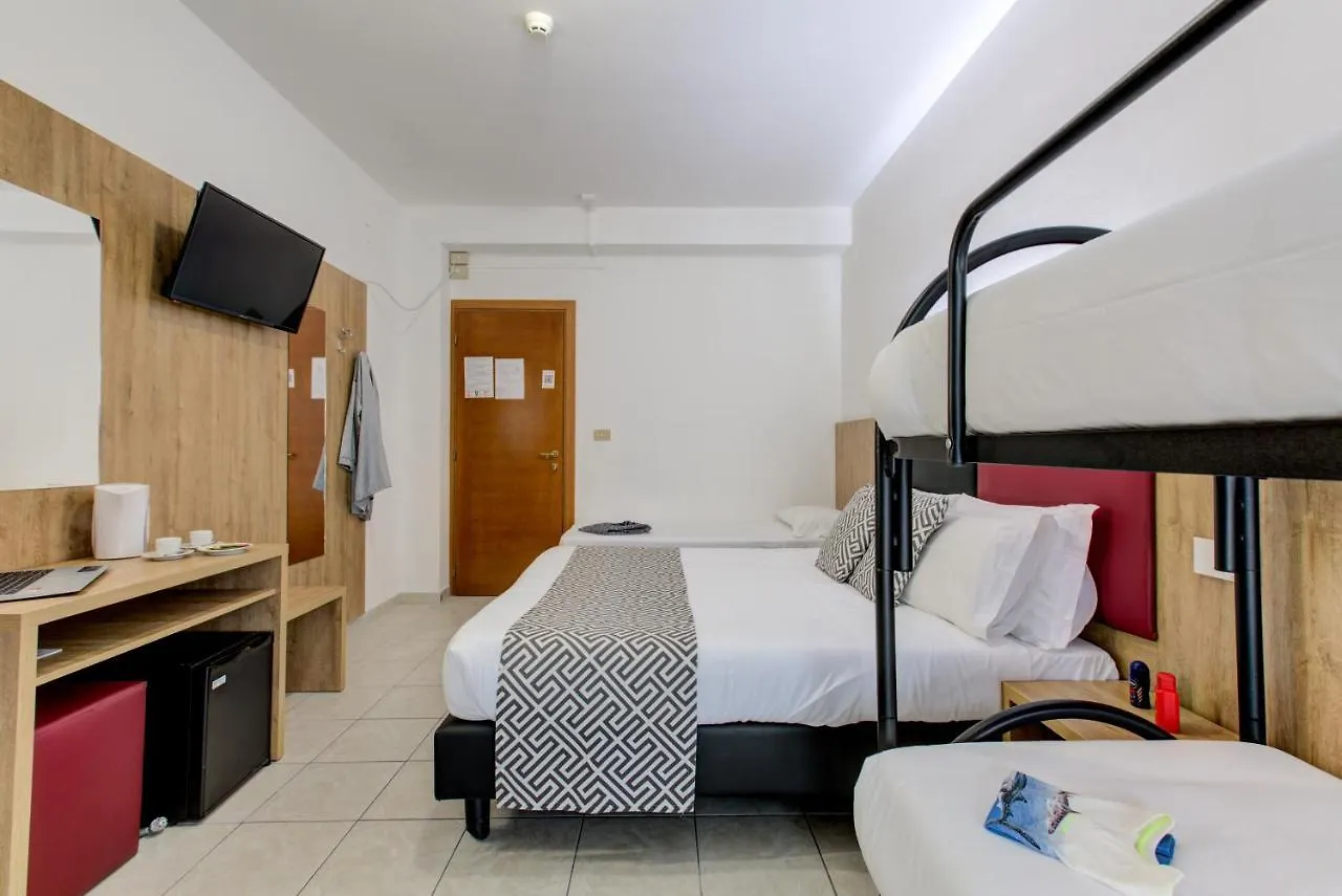 Hotel Grazia Риччоне