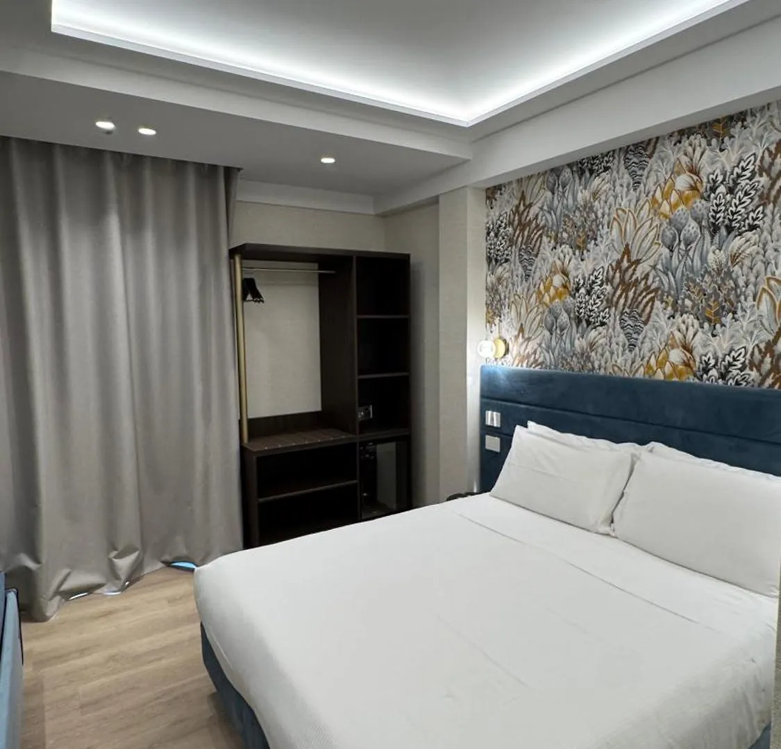 **  Hotel Grazia Риччоне Италия