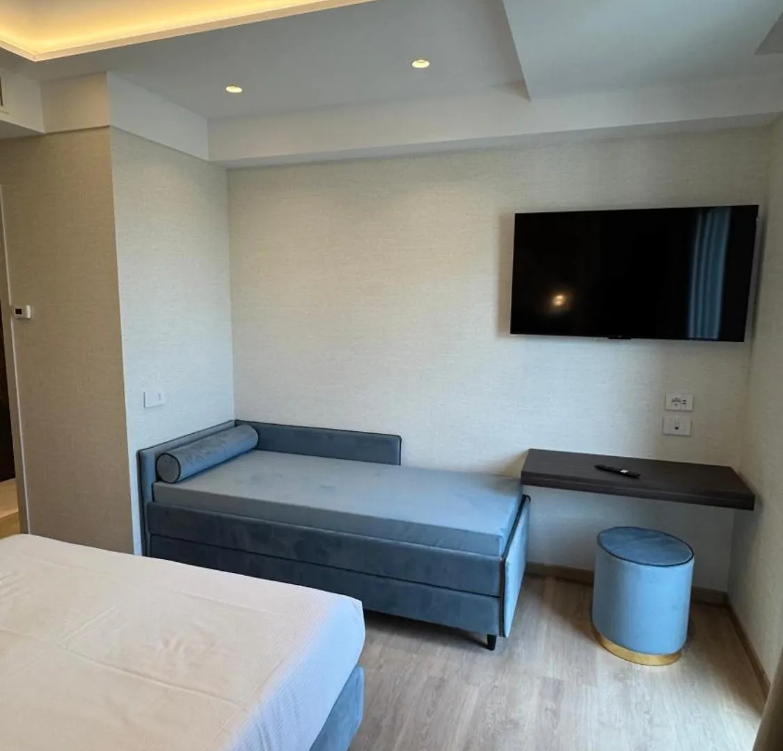 Hotel Grazia ريتشيوني