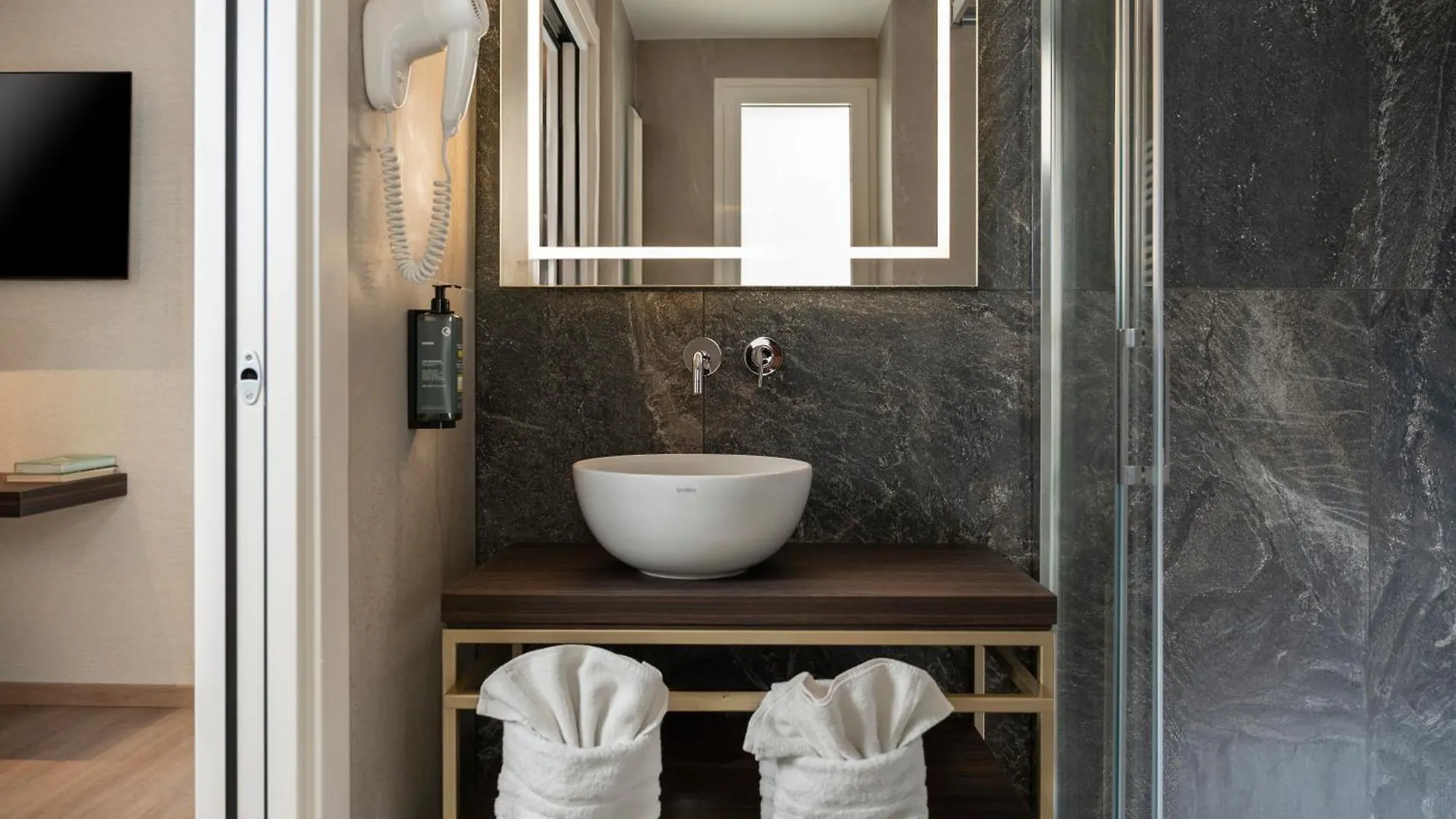 Hotel Grazia Риччоне