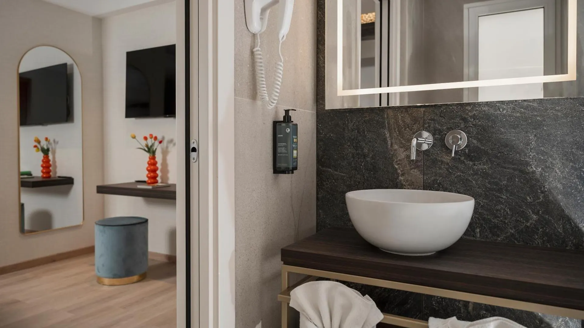 Hotel Grazia Риччоне